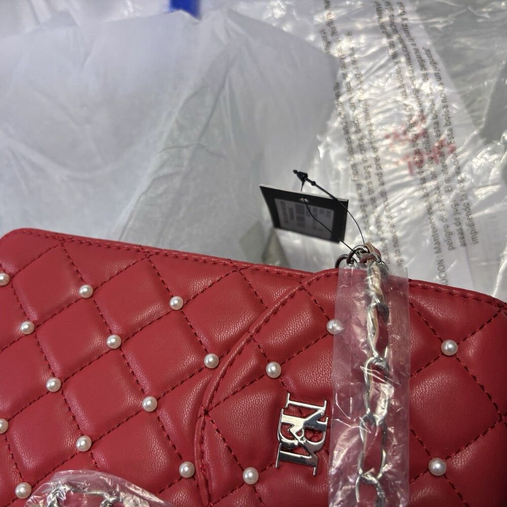 Badgley Mischka Red Phone Case Purse w/ Diamond Quilting & Pearls Cardholder NEW - Picture 8 of 8